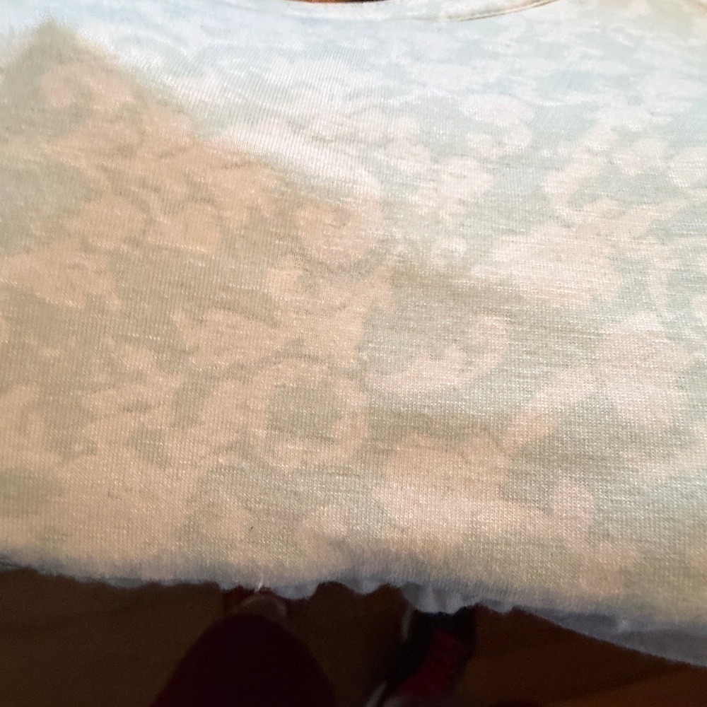 Women’s Wonderly Soft and Comfortable Mint Blouse. - Picture 7 of 7